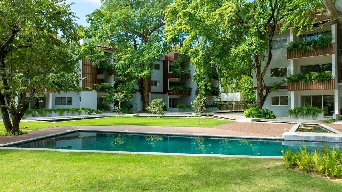 Perla Marina Beachside Apartment Bombita